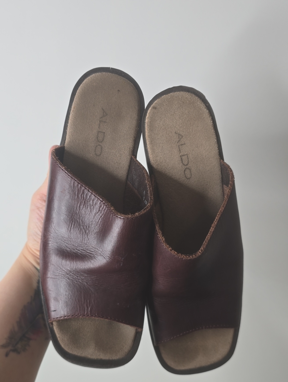Vintage 90's Aldo Leather Square Toe Heels - Picture 3 of 8
